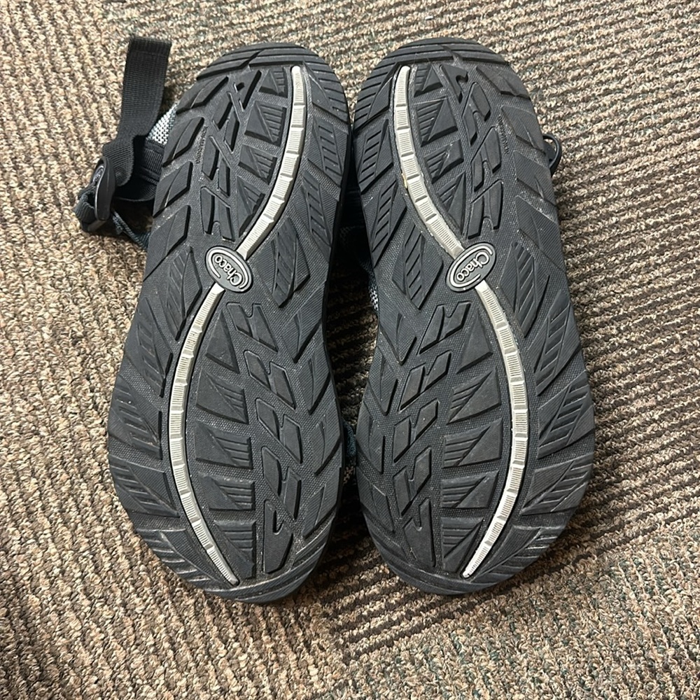 Men’s Chacos Z1 - Picture 2 of 2